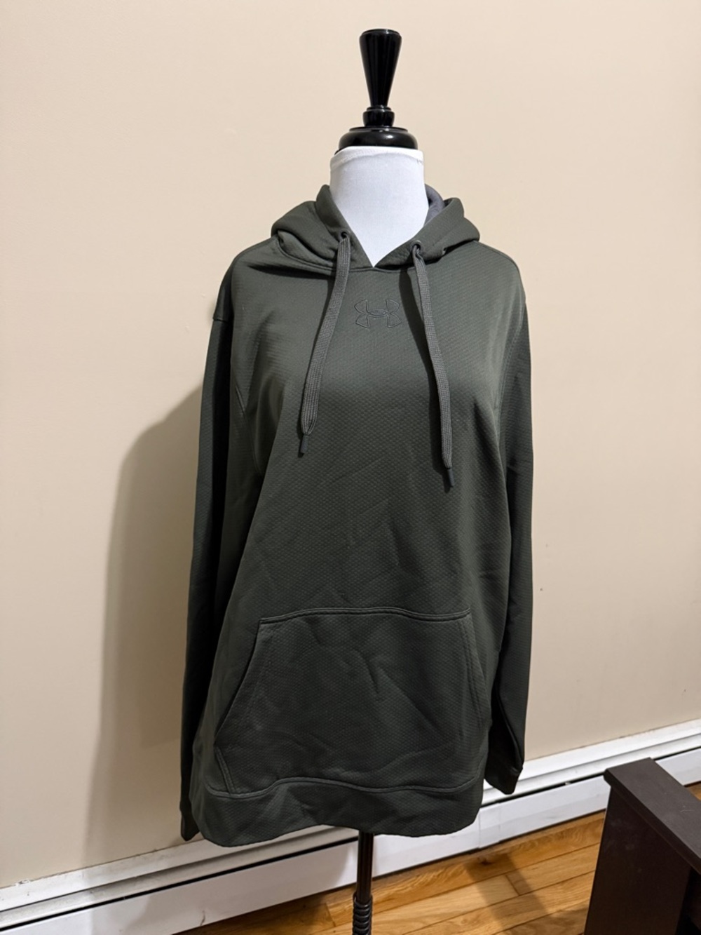 Men’s lightweight knit under armor hoodie - worn once